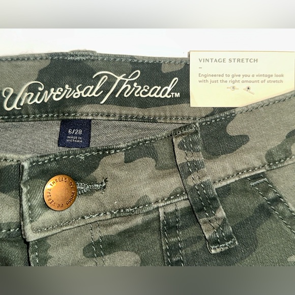 NEW Universal Thread Camo Pants Sz 6 Small Green Camouflage High Rise Straight - Picture 10 of 10